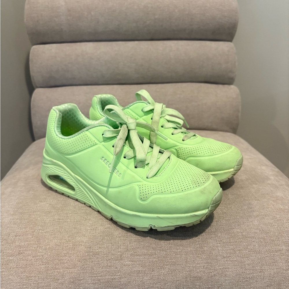 Skechers Uno Mint Green Athletic Shoes